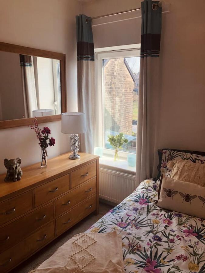 Boutique Cottage In The Heart Of Buxton Town Exterior foto